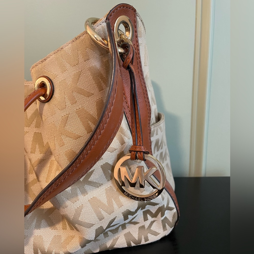 Michael Kors Tan and Brown Ludlow Canvas Logo Bag - Picture 3 of 12